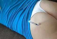 Kleine Tittenbaby bekommt ihren rosa Schlitz kostenlose pornos gina wild geklebt